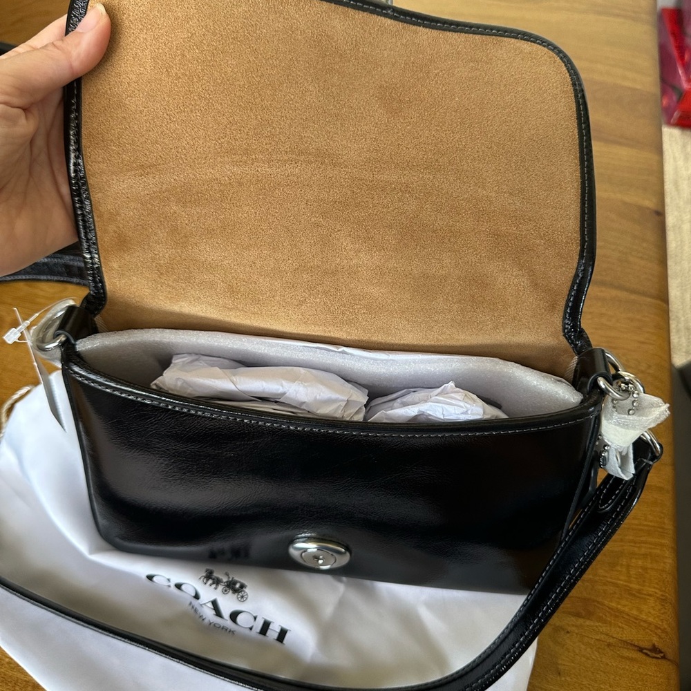 NWT - Coach Soft Tabby Shoulder Bag - Black Glazed Leather SHW - Picture 7 of 12
